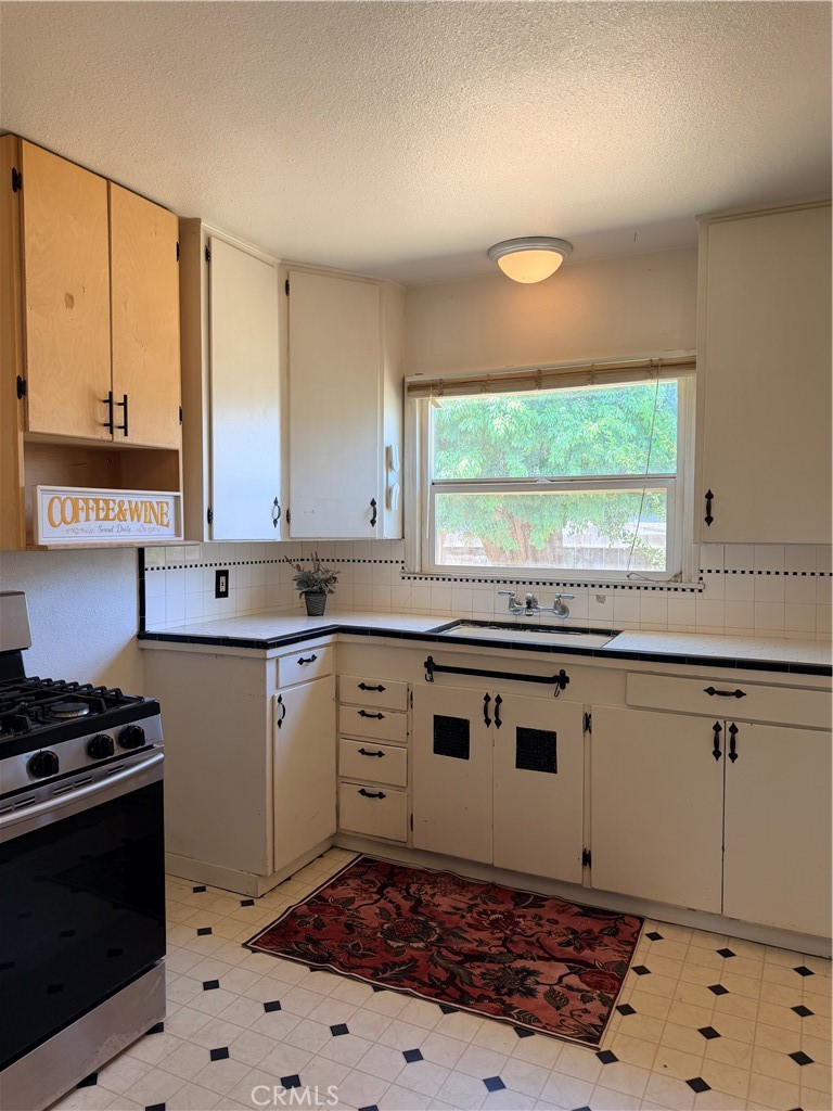2033 Highland, Merced, CA 95340