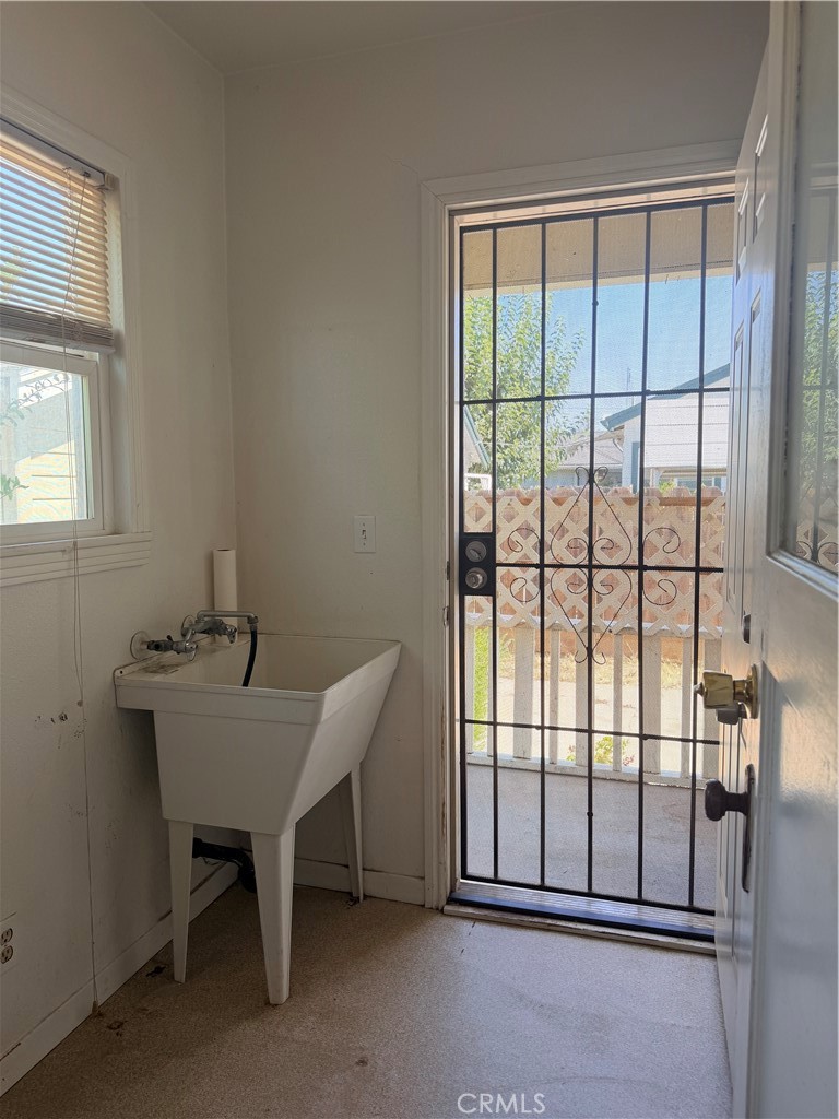2033 Highland, Merced, CA 95340