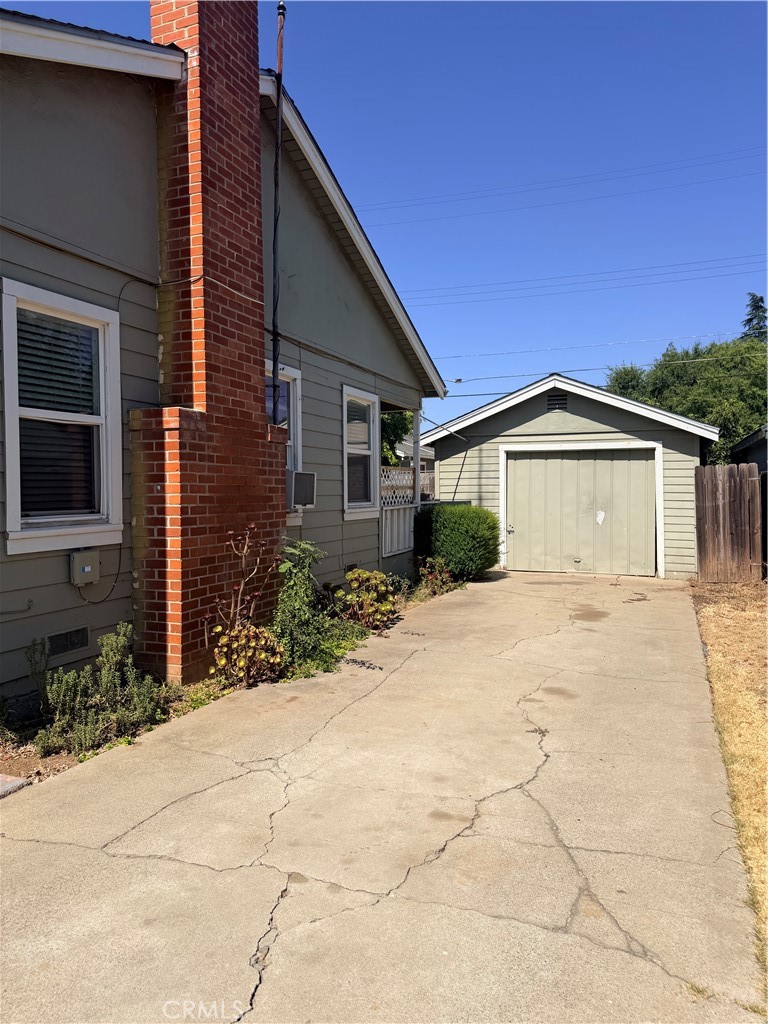 2033 Highland, Merced, CA 95340