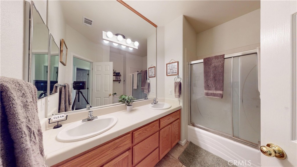 1801 Tully, Hughson, CA 95326