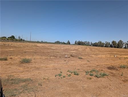 3335 S Cunningham Rd, Le Grand, CA 95333
