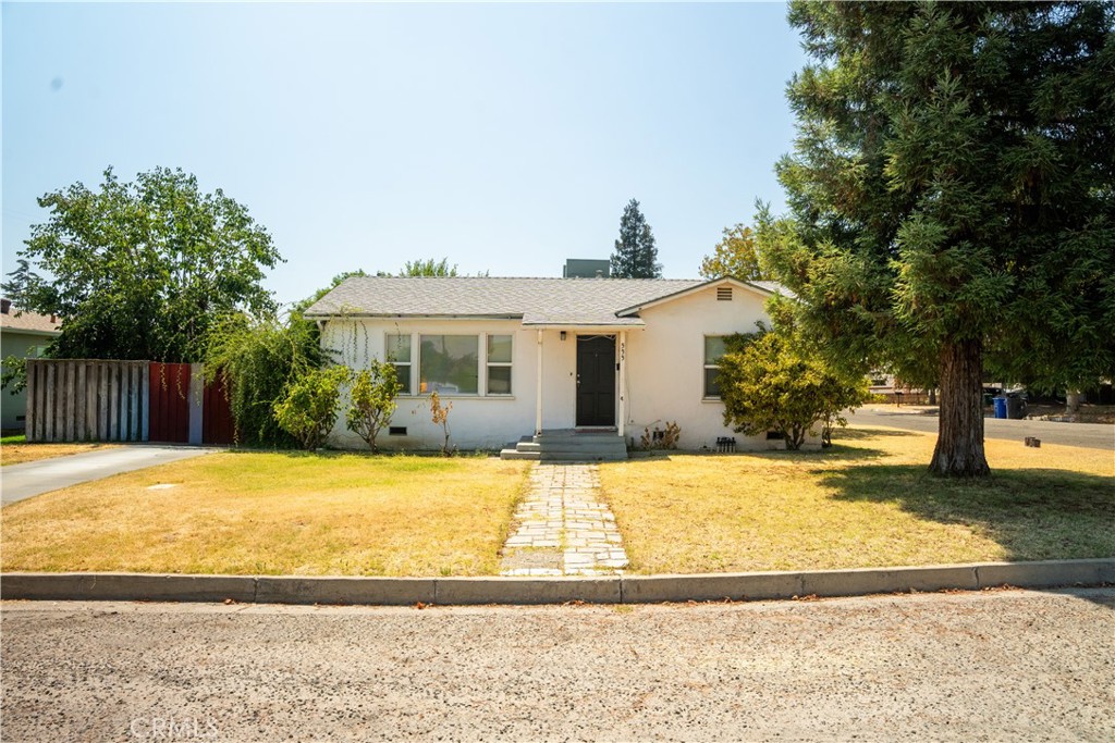 555 N 2nd, Chowchilla, CA 93610
