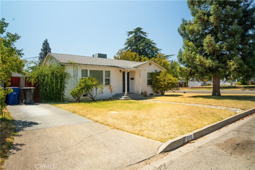 555 N 2nd, Chowchilla, CA 93610