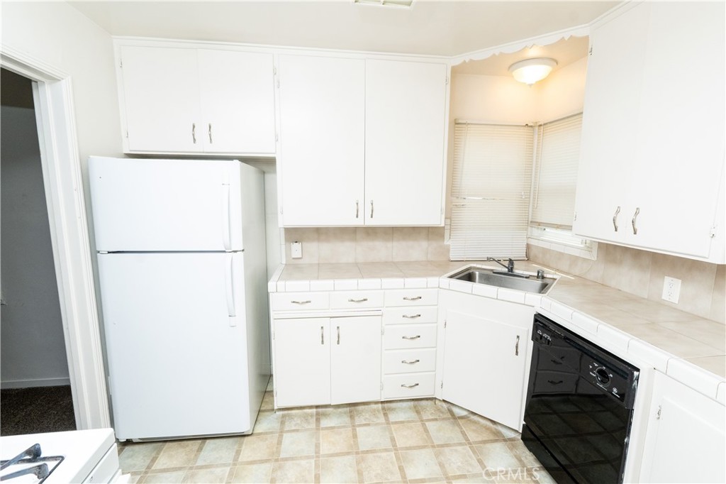 555 N 2nd, Chowchilla, CA 93610