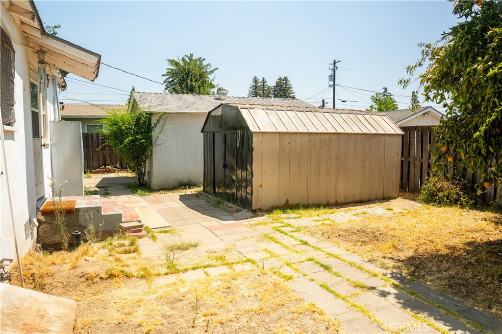 555 N 2nd, Chowchilla, CA 93610