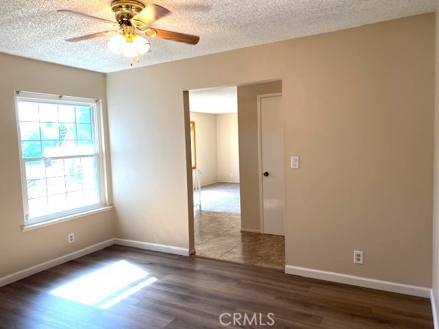 2985 Redwood Dr, Merced, CA 95340