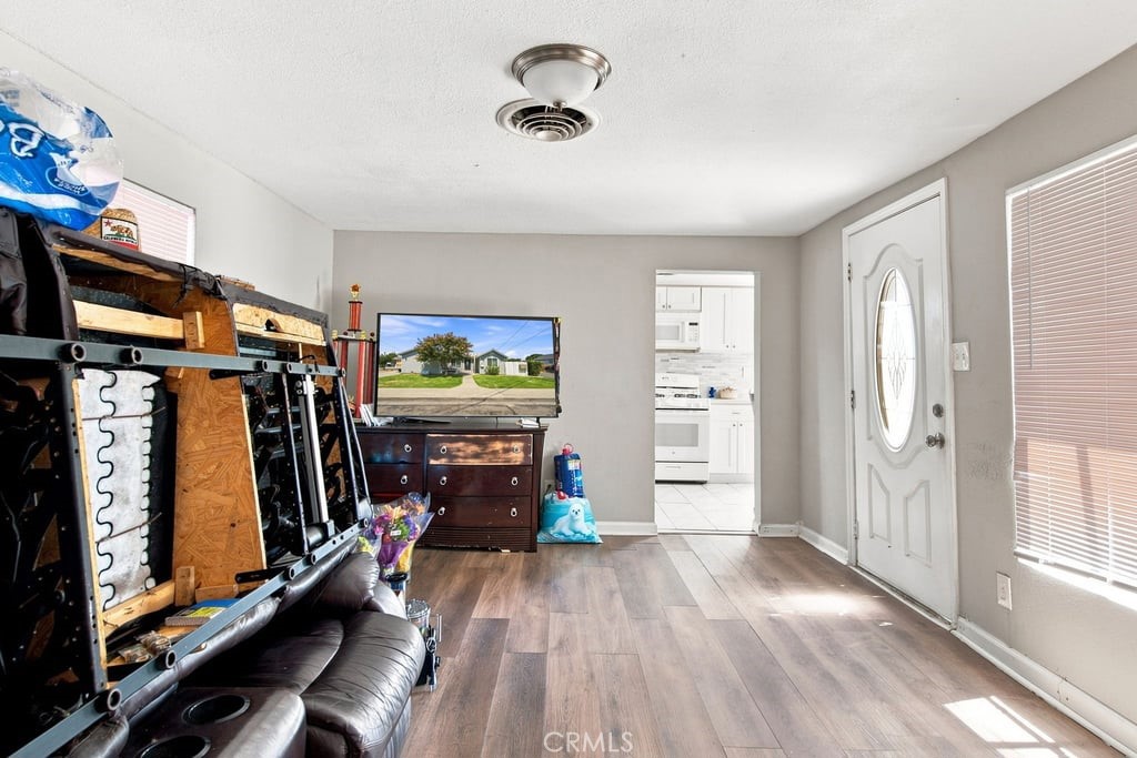 417 Sutter, Manteca, CA 95336