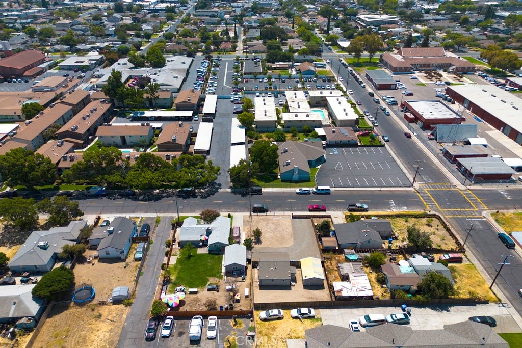 417 Sutter, Manteca, CA 95336