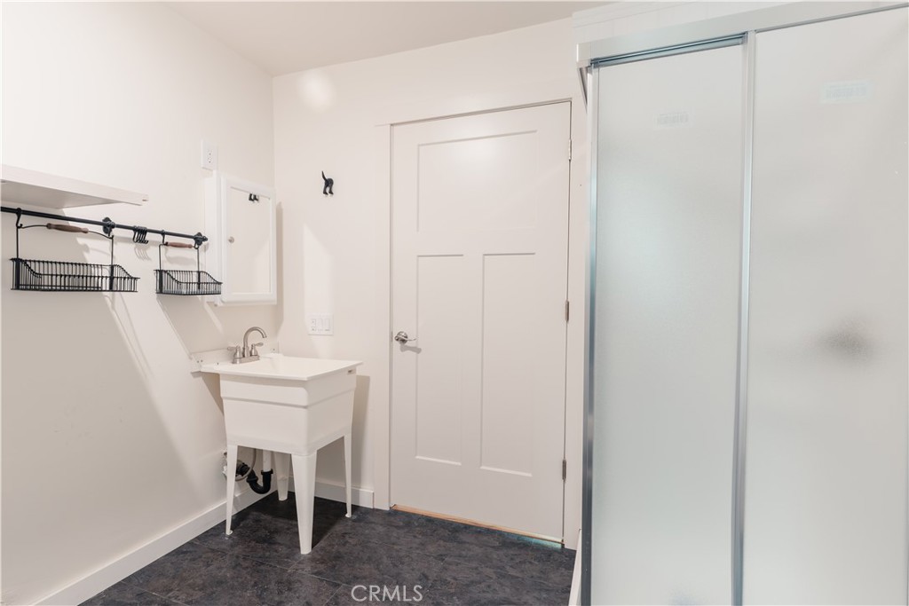 1560 W 23rd, Merced, CA 95340