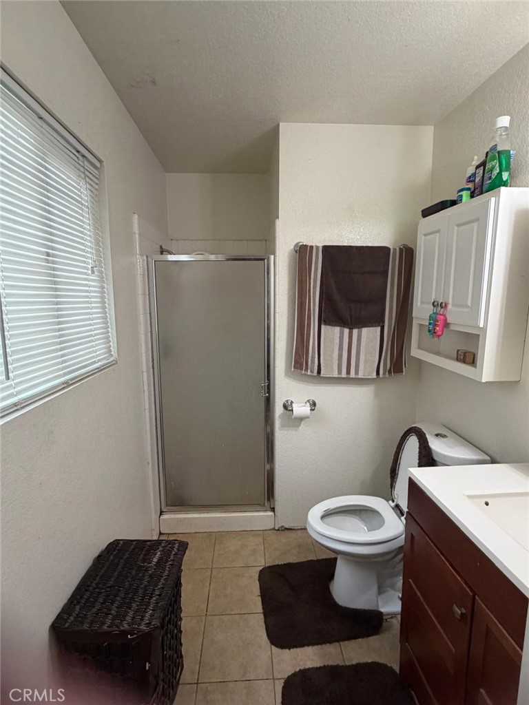5109 Center, Modesto, CA 95357
