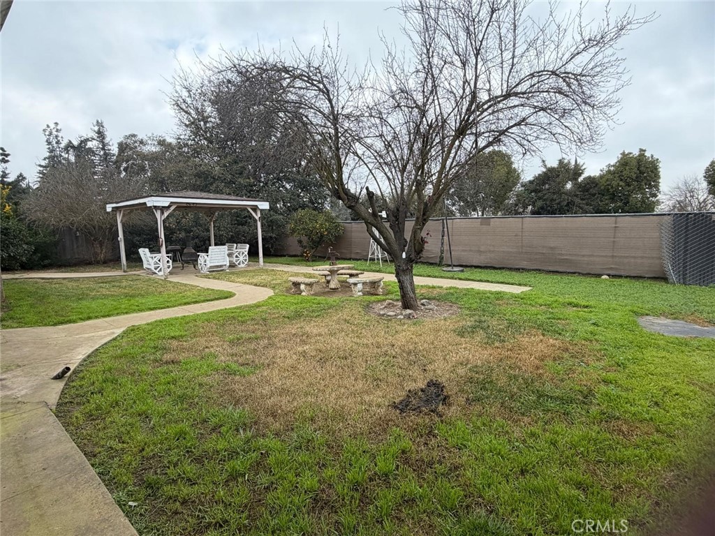 5109 Center, Modesto, CA 95357
