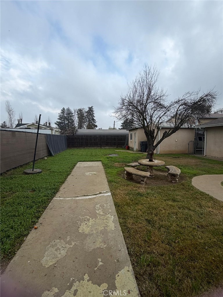 5109 Center, Modesto, CA 95357
