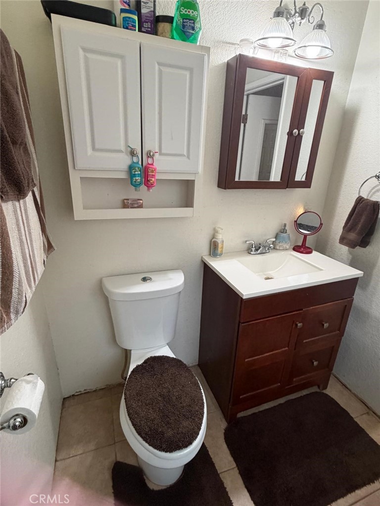 5109 Center, Modesto, CA 95357