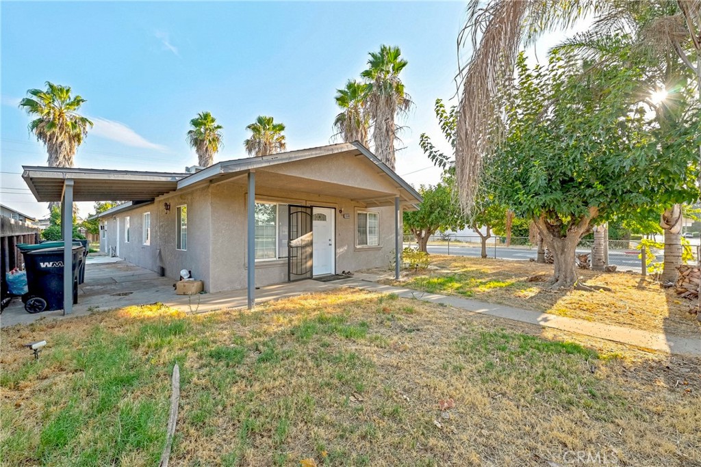 9566 E Broadway, Planada, CA 95365