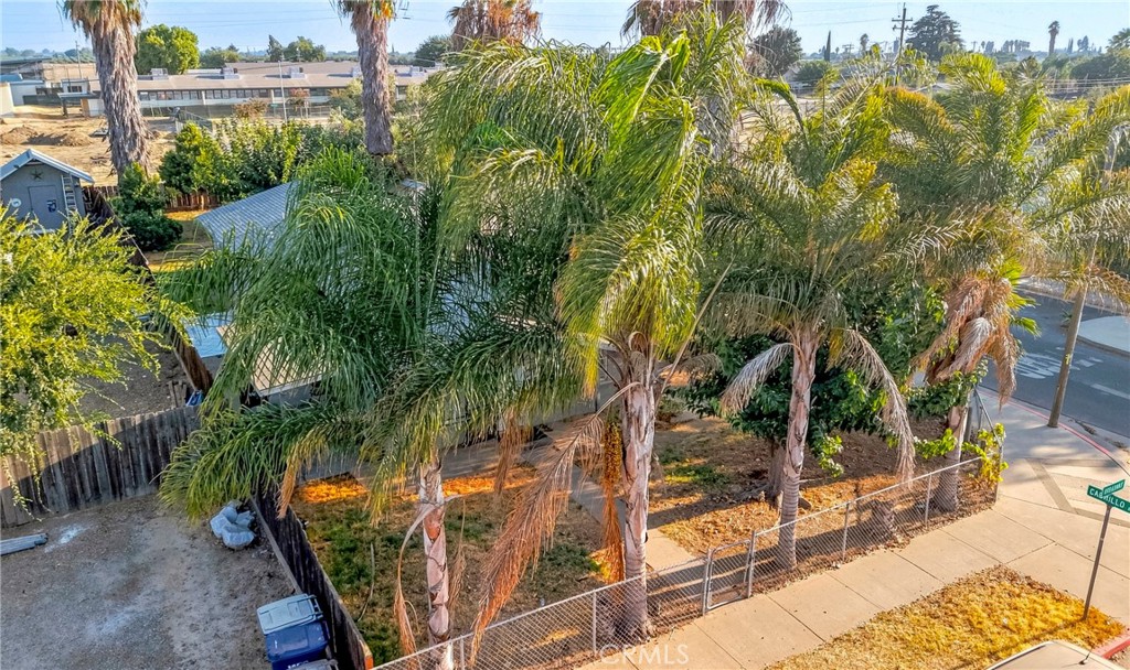 9566 E Broadway, Planada, CA 95365