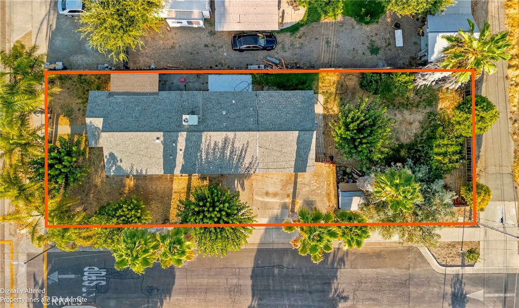 9566 E Broadway, Planada, CA 95365