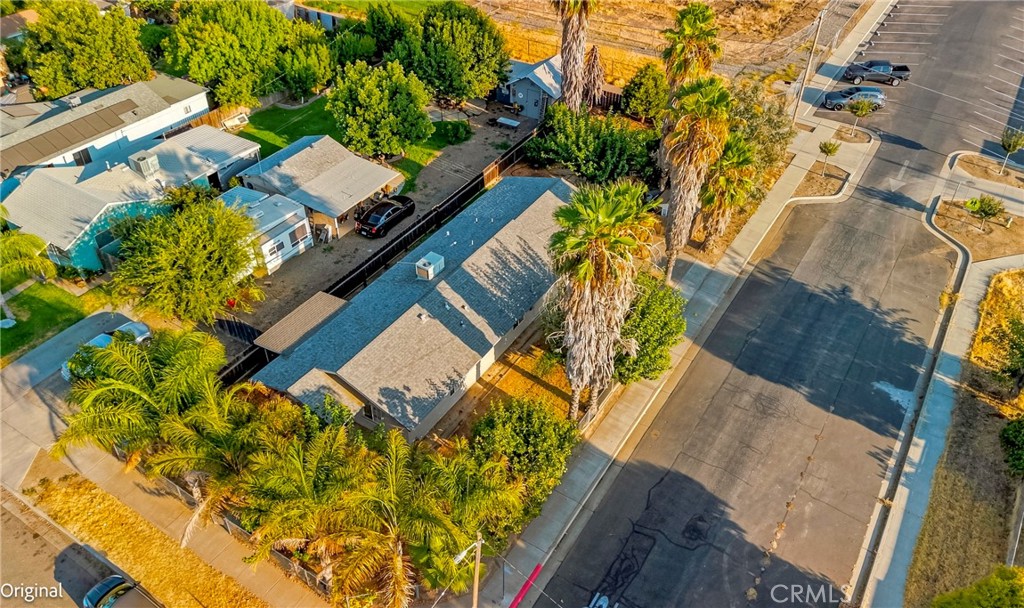 9566 E Broadway, Planada, CA 95365