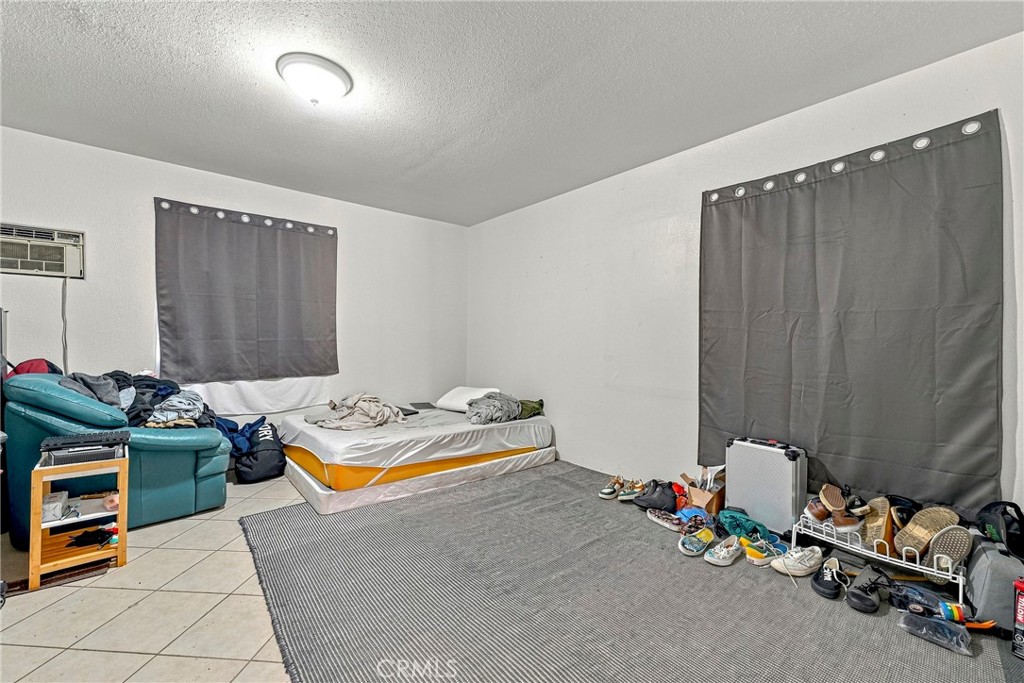 9566 E Broadway, Planada, CA 95365