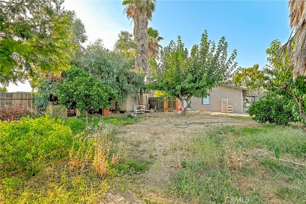 9566 E Broadway, Planada, CA 95365