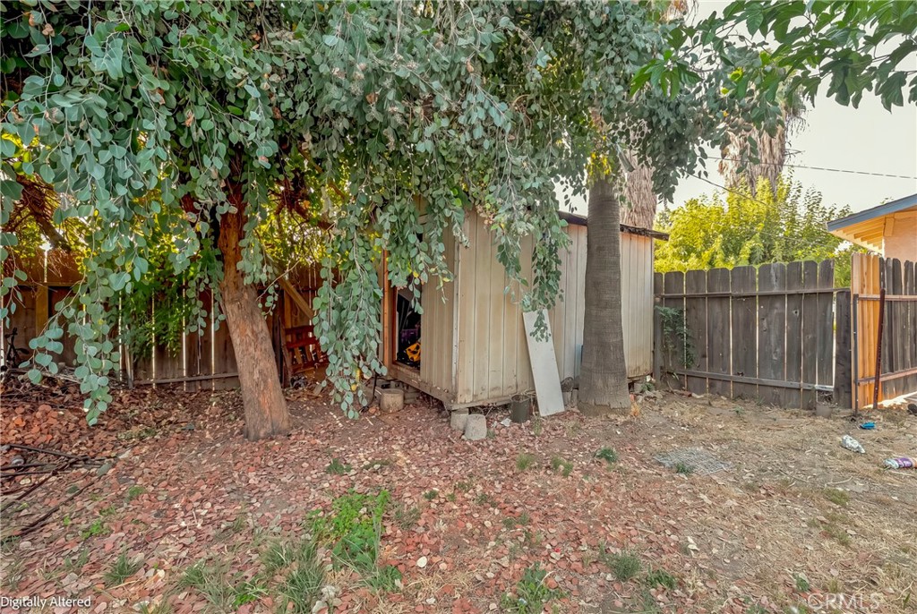 9566 E Broadway, Planada, CA 95365