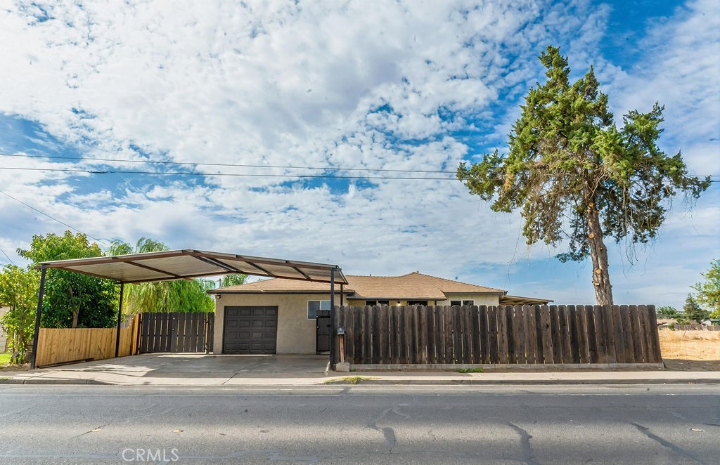 942 W Childs, Merced, CA 95341