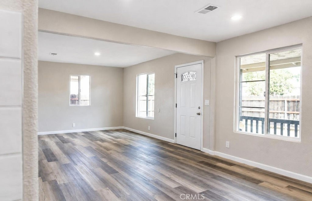 942 W Childs, Merced, CA 95341