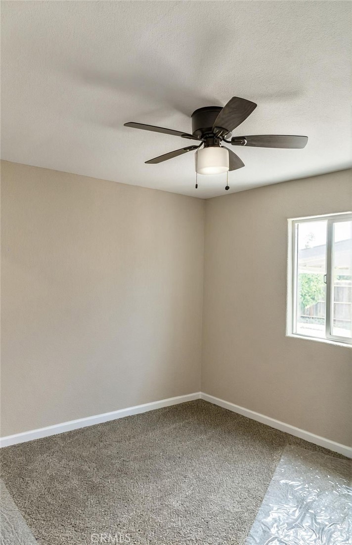 942 W Childs, Merced, CA 95341