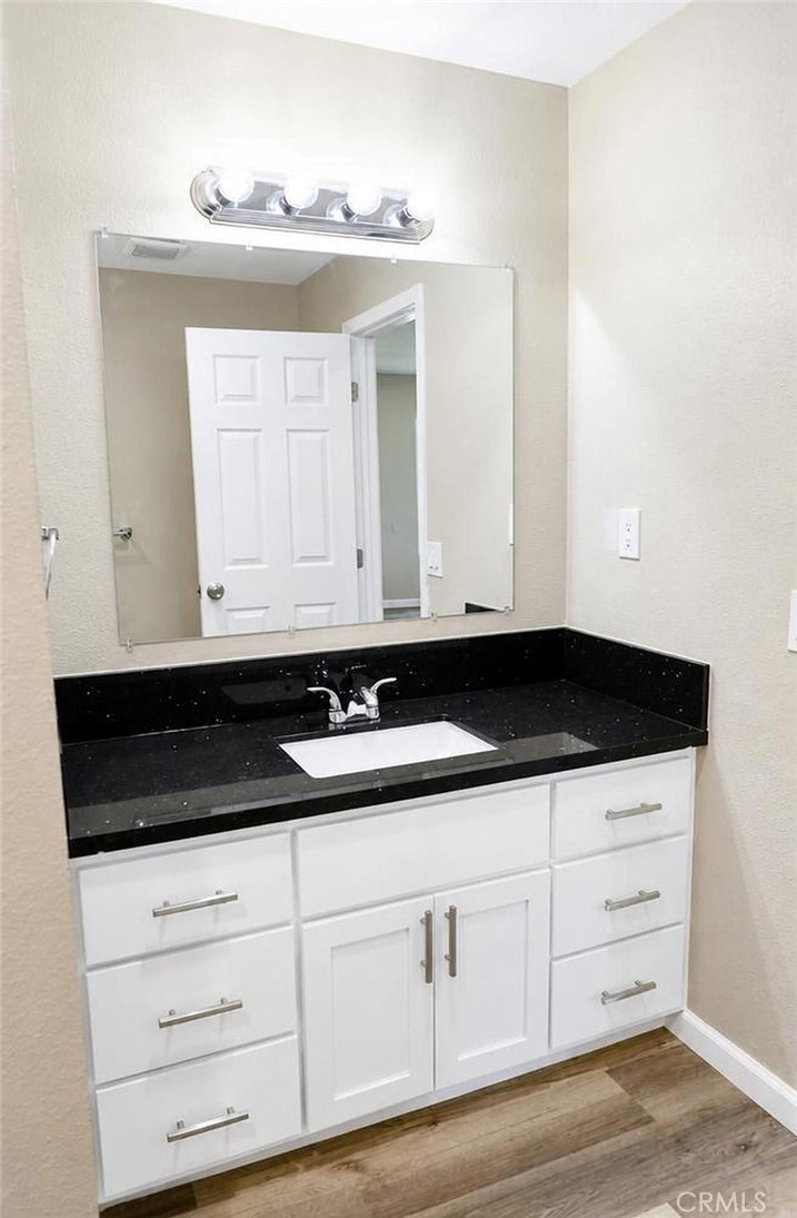 942 W Childs, Merced, CA 95341