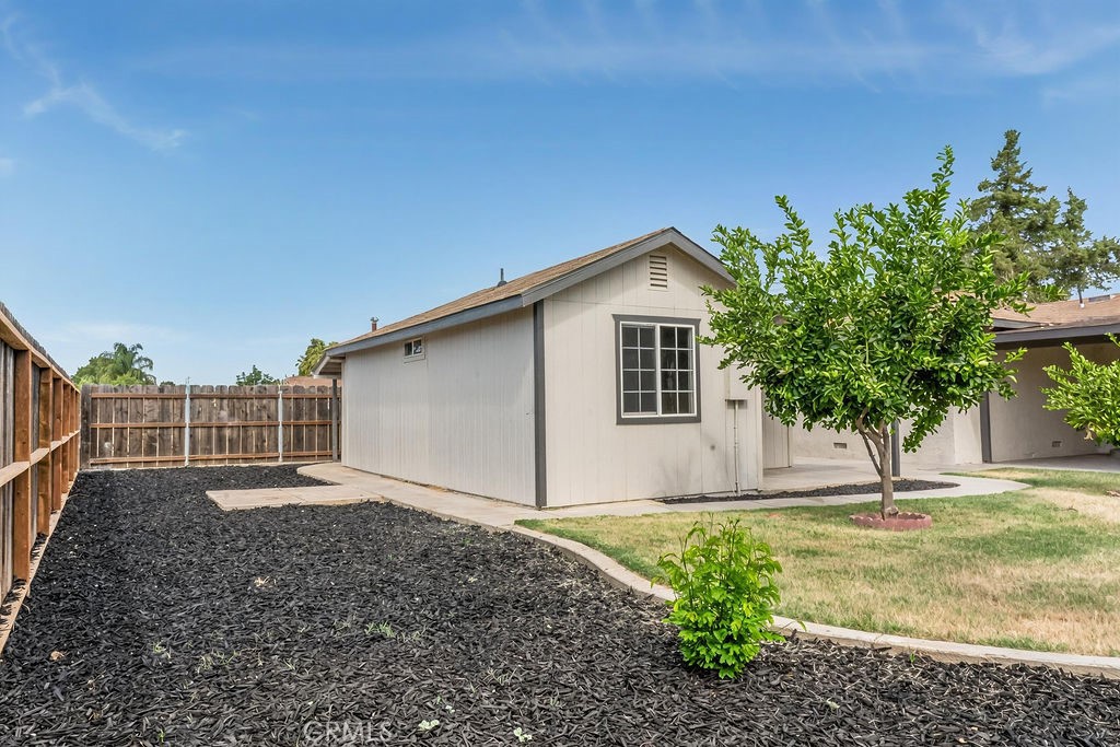942 W Childs, Merced, CA 95341