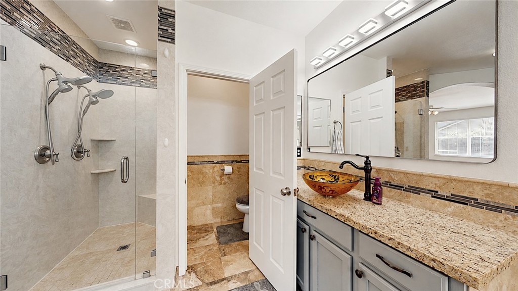 206 River Pointe, Waterford, CA 95386