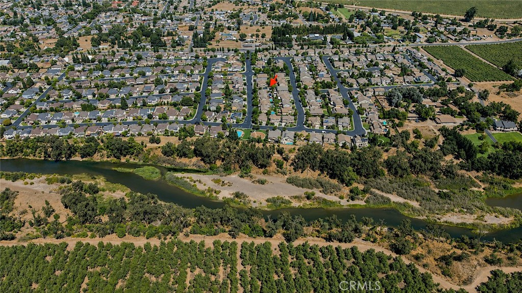 206 River Pointe, Waterford, CA 95386