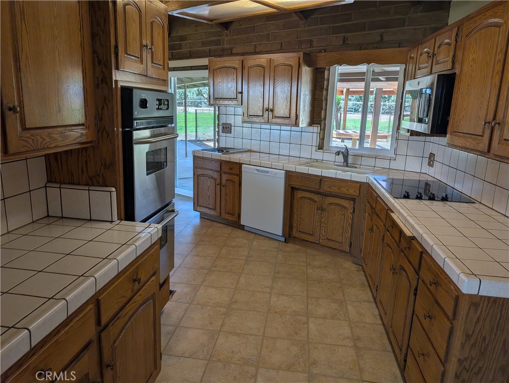 4240 Los Olivos Rd, Merced, CA 95340
