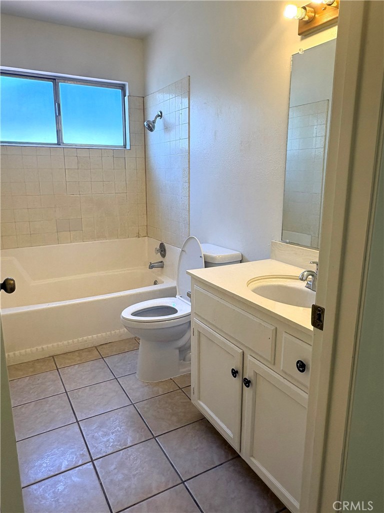 455 Columbia, Merced, CA 95340