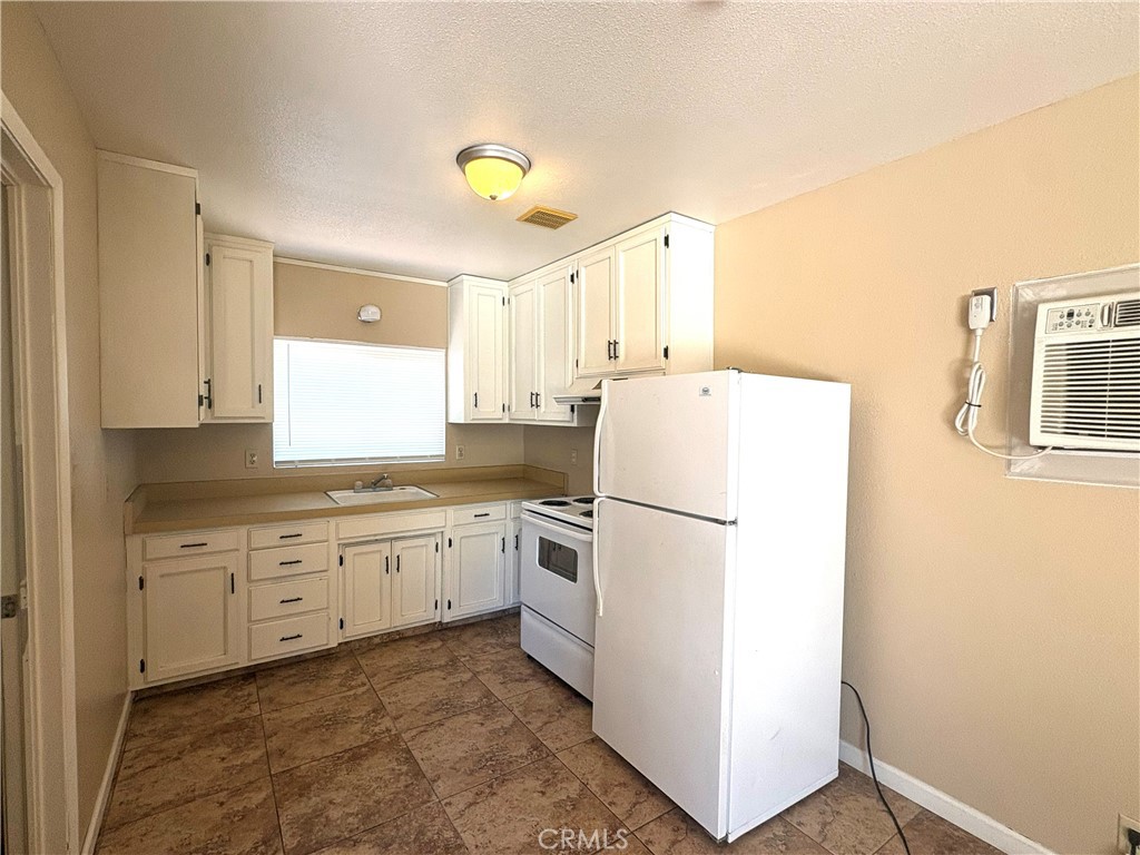 455 Columbia, Merced, CA 95340