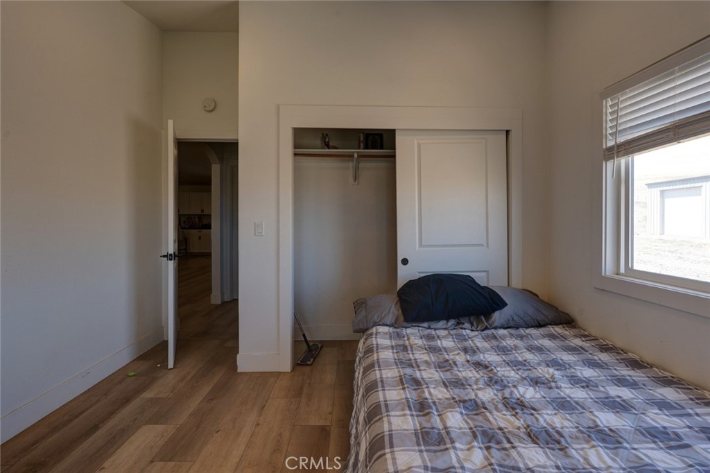 561 Rushing Rd, Waterford, CA 95386