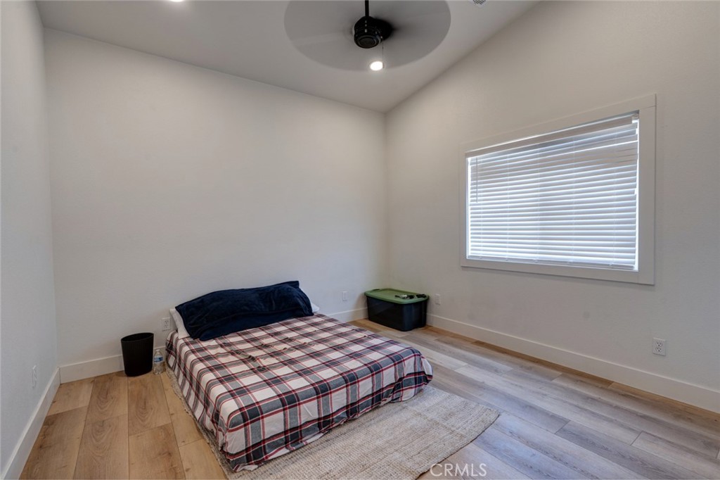 561 Rushing Rd, Waterford, CA 95386