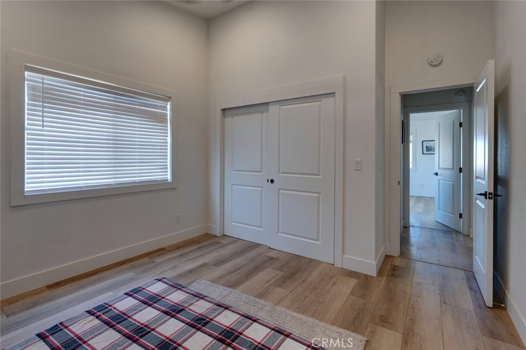 561 Rushing Rd, Waterford, CA 95386