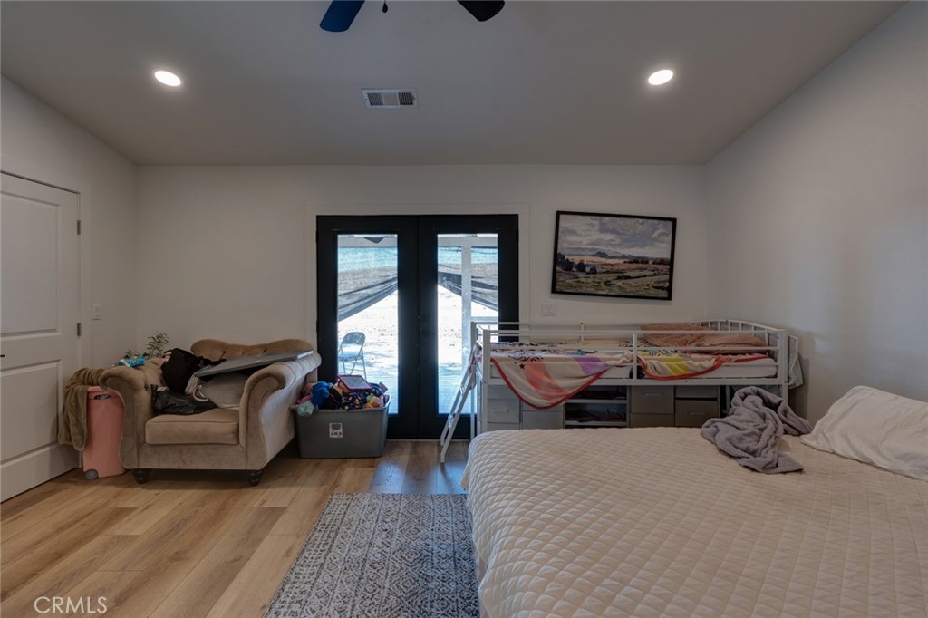 561 Rushing Rd, Waterford, CA 95386