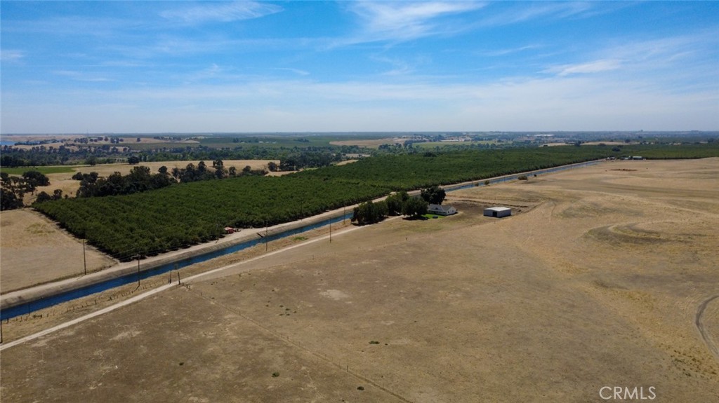 561 Rushing Rd, Waterford, CA 95386