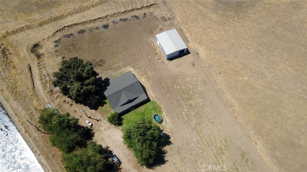 561 Rushing Rd, Waterford, CA 95386