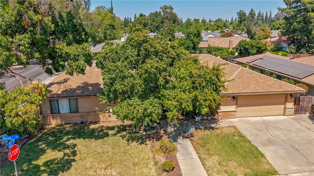 587 W Donna Dr, Merced, CA 95348