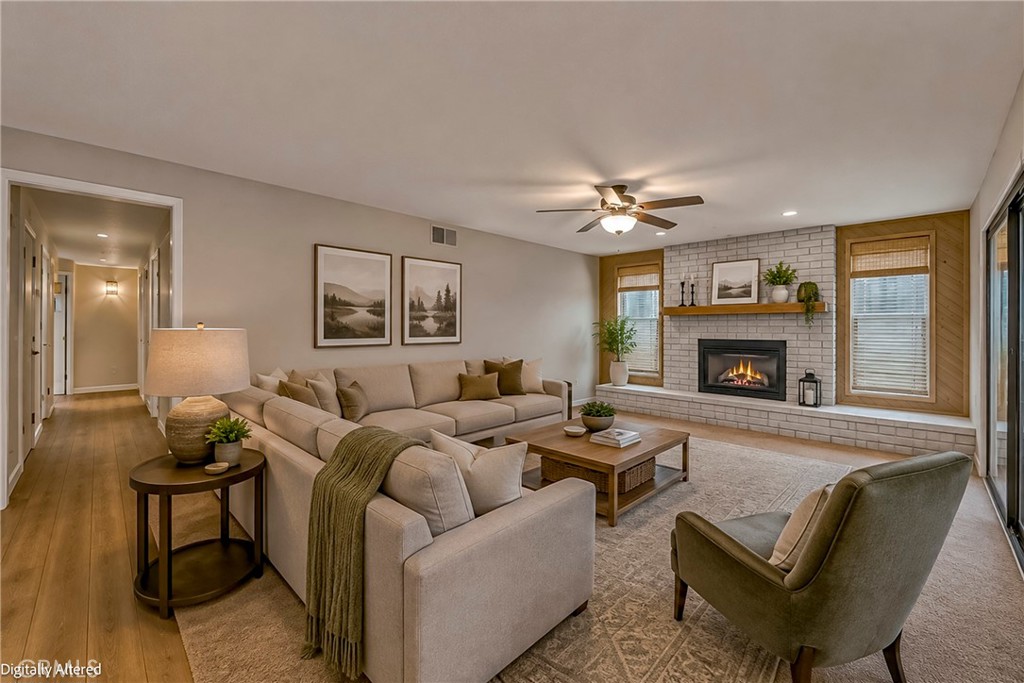 587 W Donna Dr, Merced, CA 95348