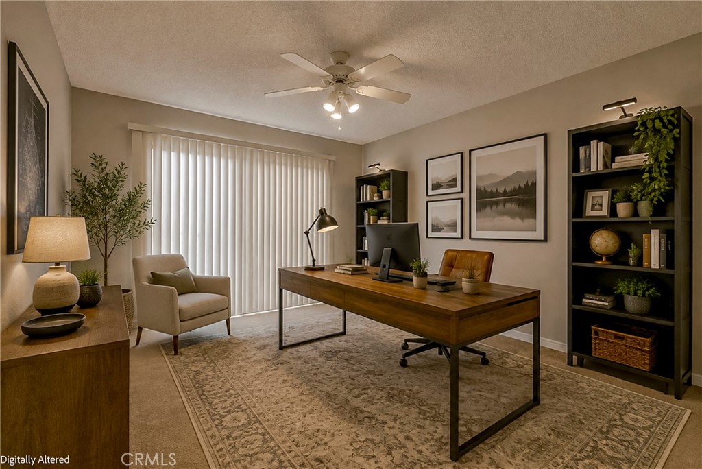 587 W Donna Dr, Merced, CA 95348