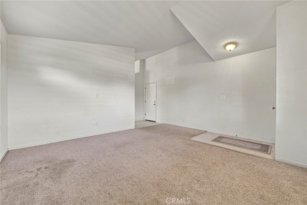 241 Brimmer Rd, Merced, CA 95341