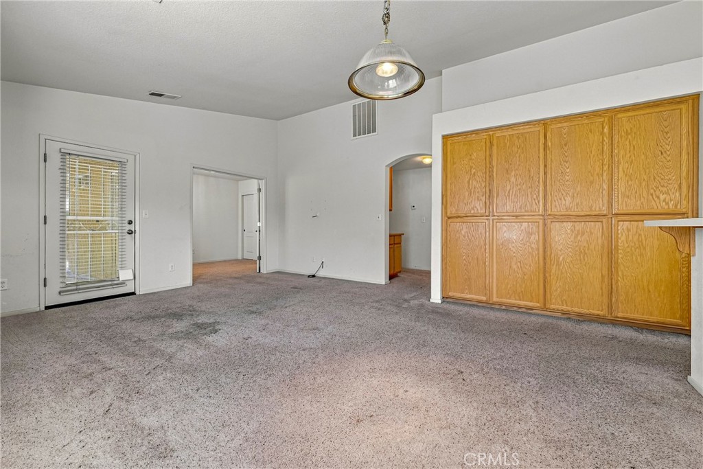 241 Brimmer Rd, Merced, CA 95341