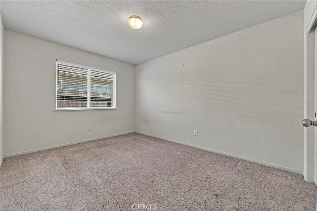 241 Brimmer Rd, Merced, CA 95341