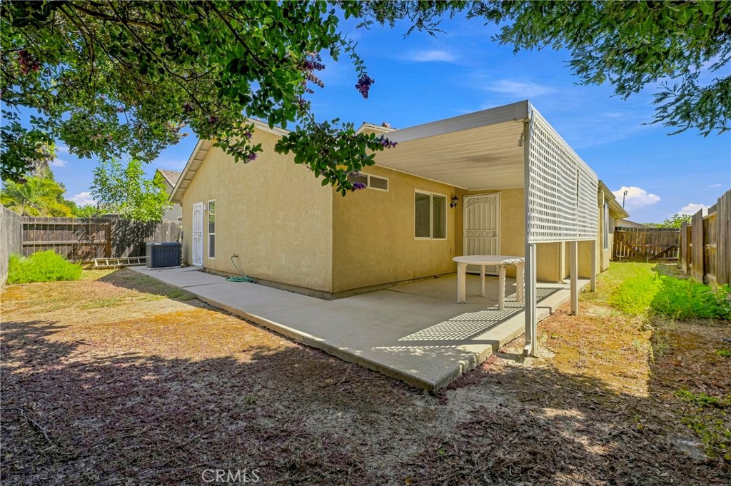 241 Brimmer Rd, Merced, CA 95341
