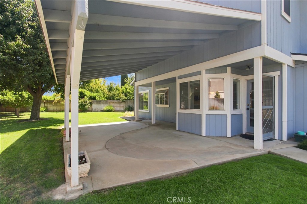 1602 Acacia Ct, Chowchilla, CA 93610