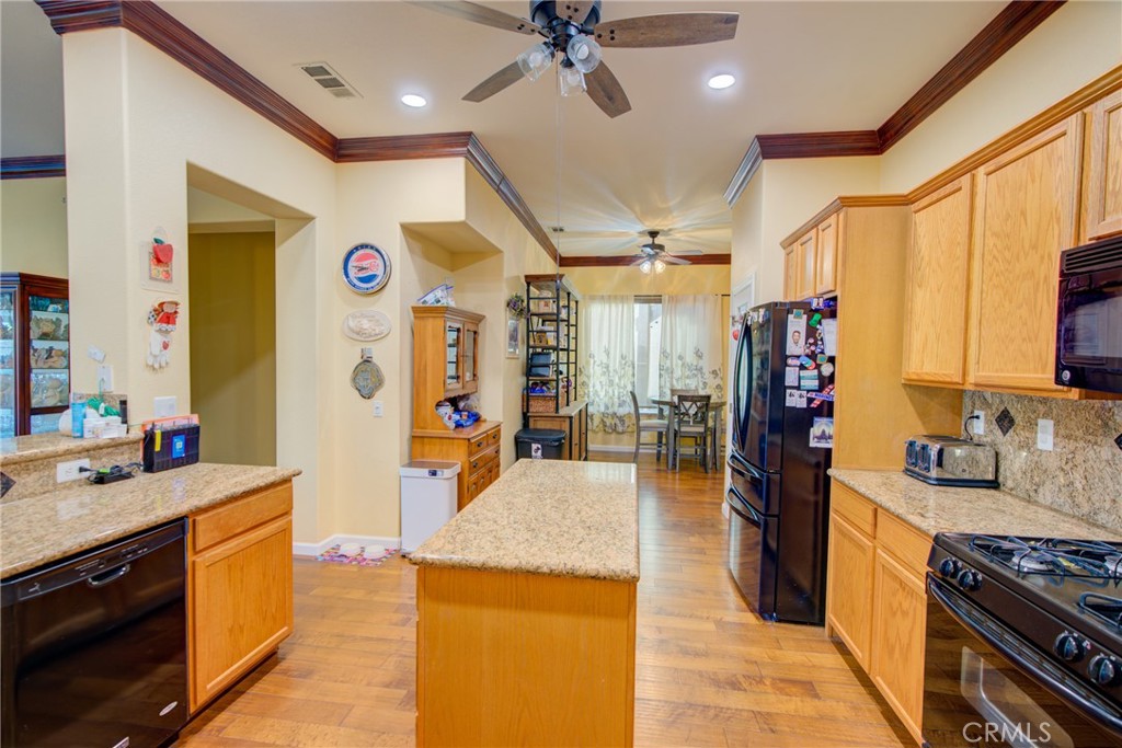 2480 Boulder Dr, Atwater, CA 95301
