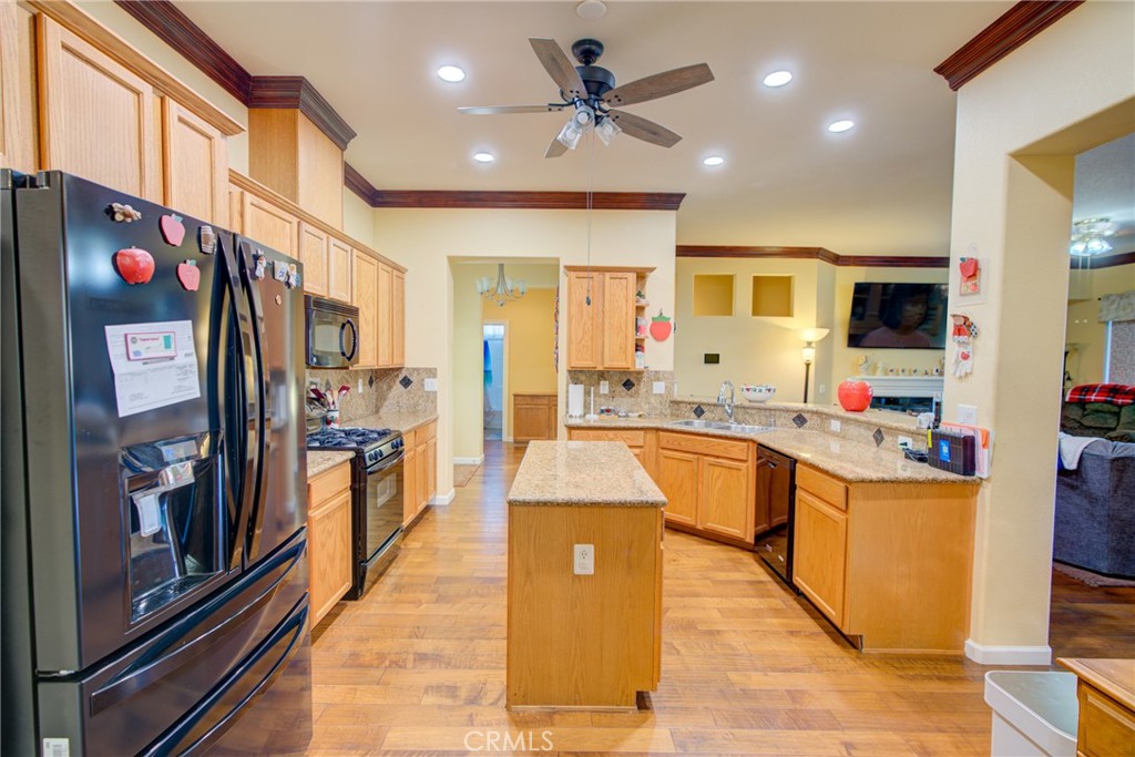 2480 Boulder Dr, Atwater, CA 95301
